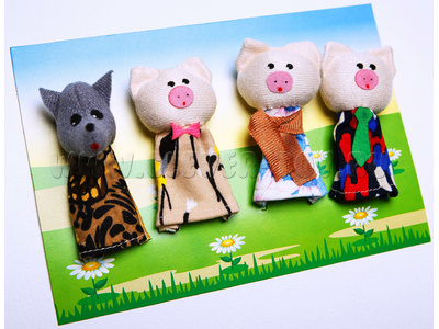 Театр "Три поросенка" пальчиковый (4 шт.) Театр "Три поросенка" пальчиковый (4 шт.)